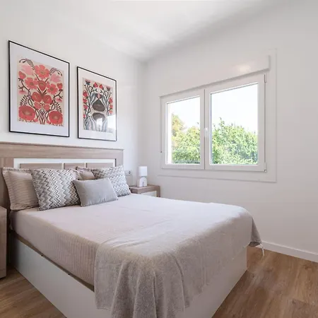 Deluxe By Castrelos Apartment *