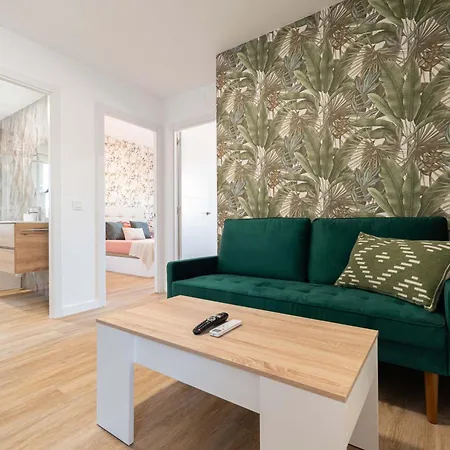 Apartment Deluxe By Castrelos *