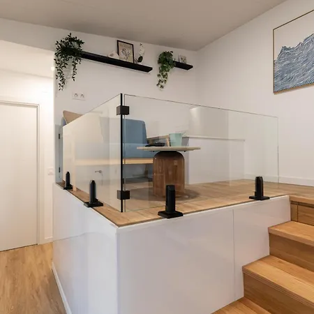 Apartment Deluxe By Castrelos *