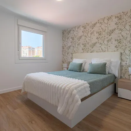 Apartment Deluxe By Castrelos