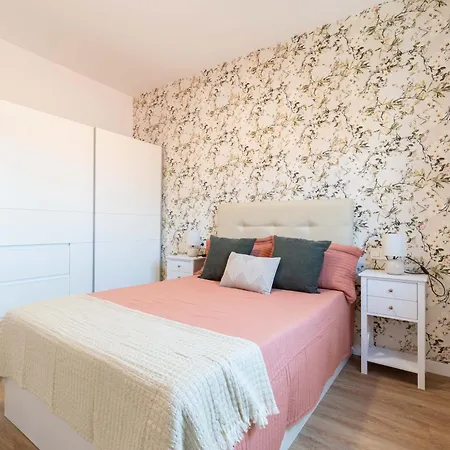 Apartment Deluxe By Castrelos